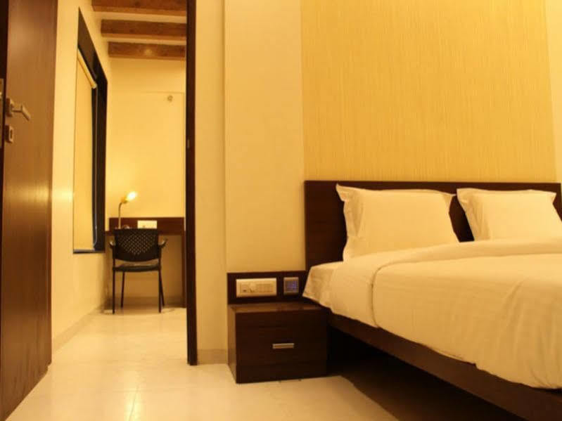 Eco Inn Pune Ngoại thất bức ảnh
